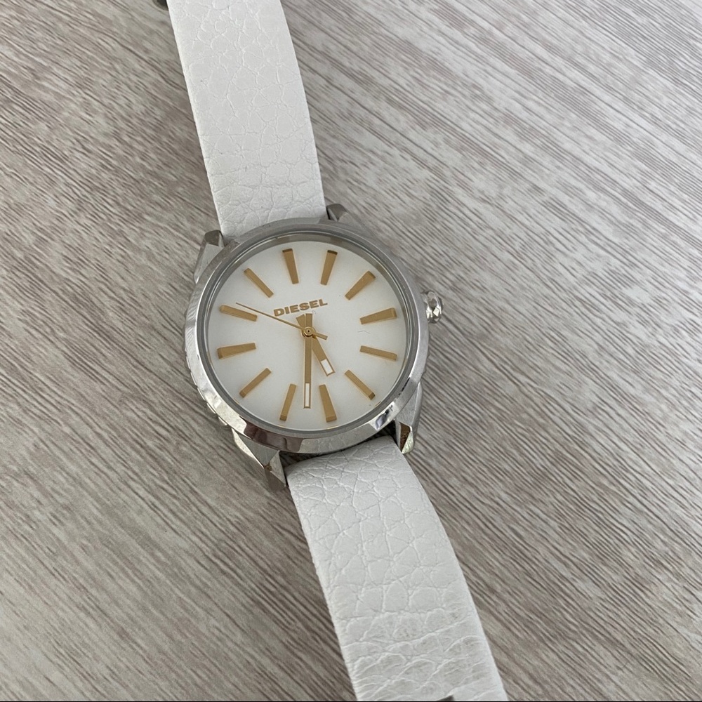 Diesel White Leather Ladies Watch